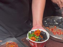 -黑色经典臭豆腐·湖南特产(步行街店)