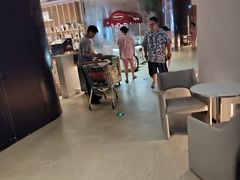 -涨巢·潮玩水疗局