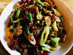 干煸肥肠-雷祖芳老妈蹄花店