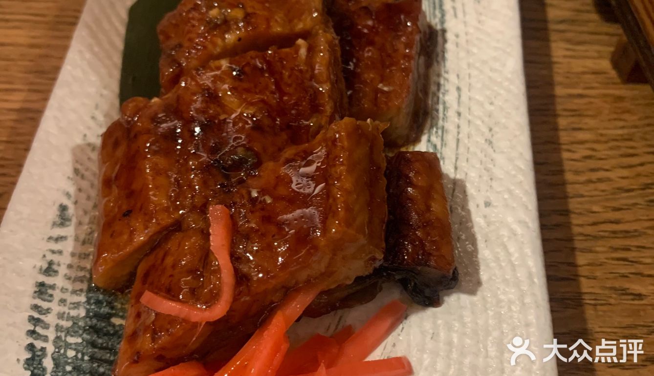 一来发现，儿子以前母亲节请我在这吃过，寿喜锅特别好吃！