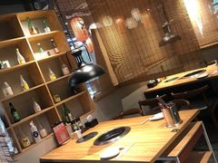 大堂-日进一片海.生腌海鲜火锅.宵夜烧烤(三里屯总店)