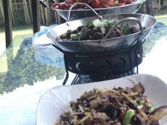 -临江餐馆二楼美食部落