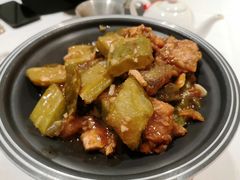 苦瓜焖三文鱼骨腩饭-宝园酒家(美林M·LIVE天地东座店)