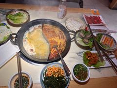 -渝掌柜重庆老火锅餐厅(酒吧街店)