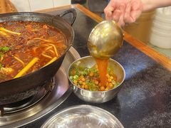 -鸿顺老铁锅美蛙鱼府(解放碑店)