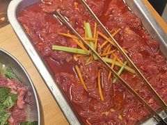 -洱火云南酸菜牛肉火锅(石景山当代商城店)