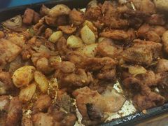 -老东镇啤酒屋海鲜加工·蒸汽海鲜·海鲜烧烤(台东店)