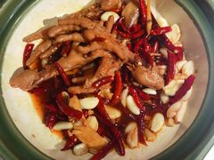 -费大厨辣椒炒肉(高铁吾悦广场店)