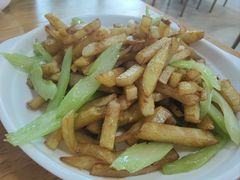 干煸土豆条-满口香饭店