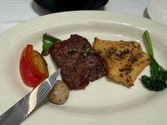 -马克西姆俄罗斯餐厅(通亚街店)