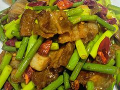 家乡蒜苔小鲜肉-鱼亨小鲜(大润发店)