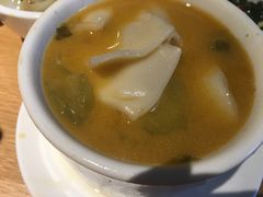 酸菜手搓面块-渝半城经典川粤菜(重庆天地店)