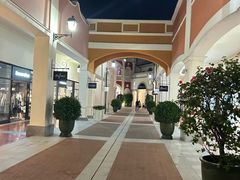 -佛罗伦萨小镇广佛名品奥特莱斯(疏港路店)