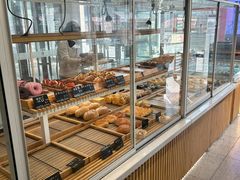 -焙丽拾光(麦凯乐直营店)