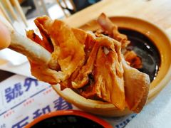 -万和春排骨砂锅米饭(新业广场店)