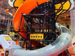 -嗨翻Hi-Fun竞技主题乐园·蹦床亲子生日轰趴(国光1937店)