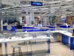 -优购镜仓(黄岛吾悦店)