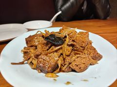 -金枝玉叶上海人家食府(三里河店)