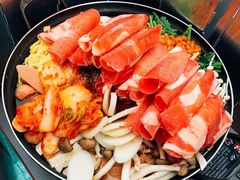 部队锅-MI WU FACTORY米屋美食工厂餐厅(绿地店)