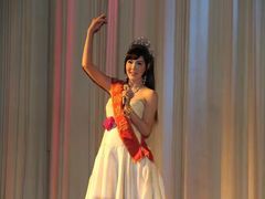 -金东尼人妖秀