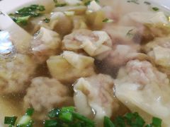 鲜肉小馄饨-上卢老天大馄饨(上楼线店)