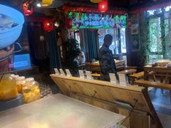 -头上红煨盐鸡·非遗院子餐厅
