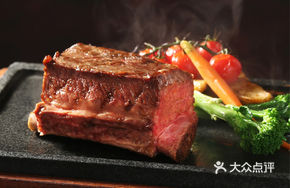 Bone-in Beef Short Ribs