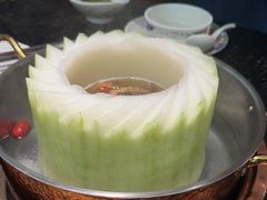 -得意咚瓜·顺德鱼生·冬瓜火锅(深圳首店)