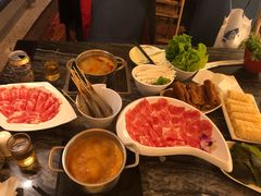 -云中捞高空旋转餐厅(商茂世纪广场店)