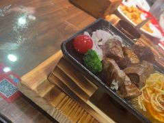 -豪享来牛排(人民店)
