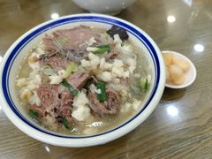 牛肉泡馍-老米家大雨泡馍