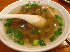 -三两春肚肺汤(崂山路店)
