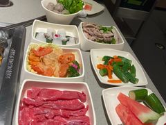 -海底捞火锅鲜切牛肉主题店(长寿路店)