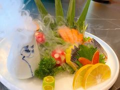 -鼎泰亨·海鲜牛肉餐厅(滨江店)