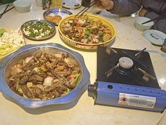 -休记光头香辣蟹干锅(绵竹店)