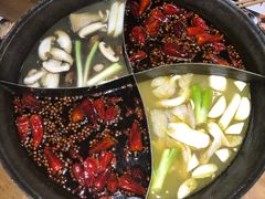-白乐天毛肚火锅馆(解放碑店)