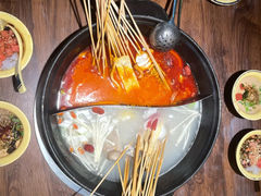 -签多多串串香火锅