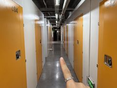 -安东易迷你自助仓储寄存仓库(顾戴路店)