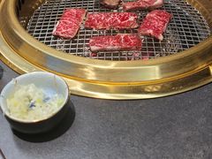 -铭牛烧肉·和牛海鲜自助(高新月牙湖店)