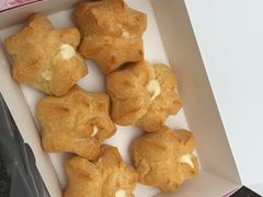 -天品味 一口吃榴莲泡芙