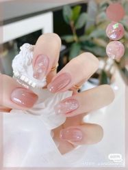 -UGIRL有个美甲