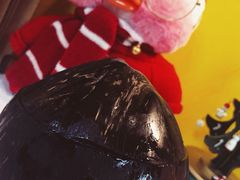 -志龙皇冠吃货椰子铺