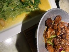 蒜香蜜汁排骨-绿茶餐厅(乐峰广场店)