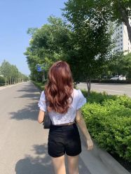 -变画·发型STUDIO