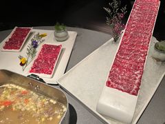 -左庭右院鲜牛肉火锅黑金店(陆家嘴中心店)