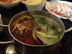 一品猪骨-小天鹅火锅(美佳华店)