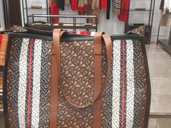 -BURBERRY(青岛海信广场店)