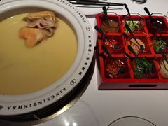 -领鲜天下·焗海鲜·花胶鸡(天目里店)