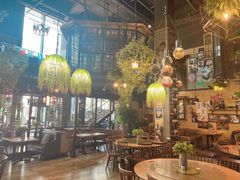 -临界音乐酒馆·小龙虾·江湖菜(华熙LIVE·鱼洞店)