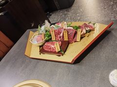 -铭牛烧肉·和牛海鲜自助(高新月牙湖店)